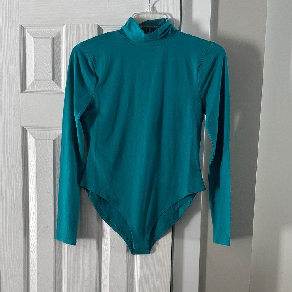 Zenana Outfitters Turquoise Long Sleeve Bodysuit